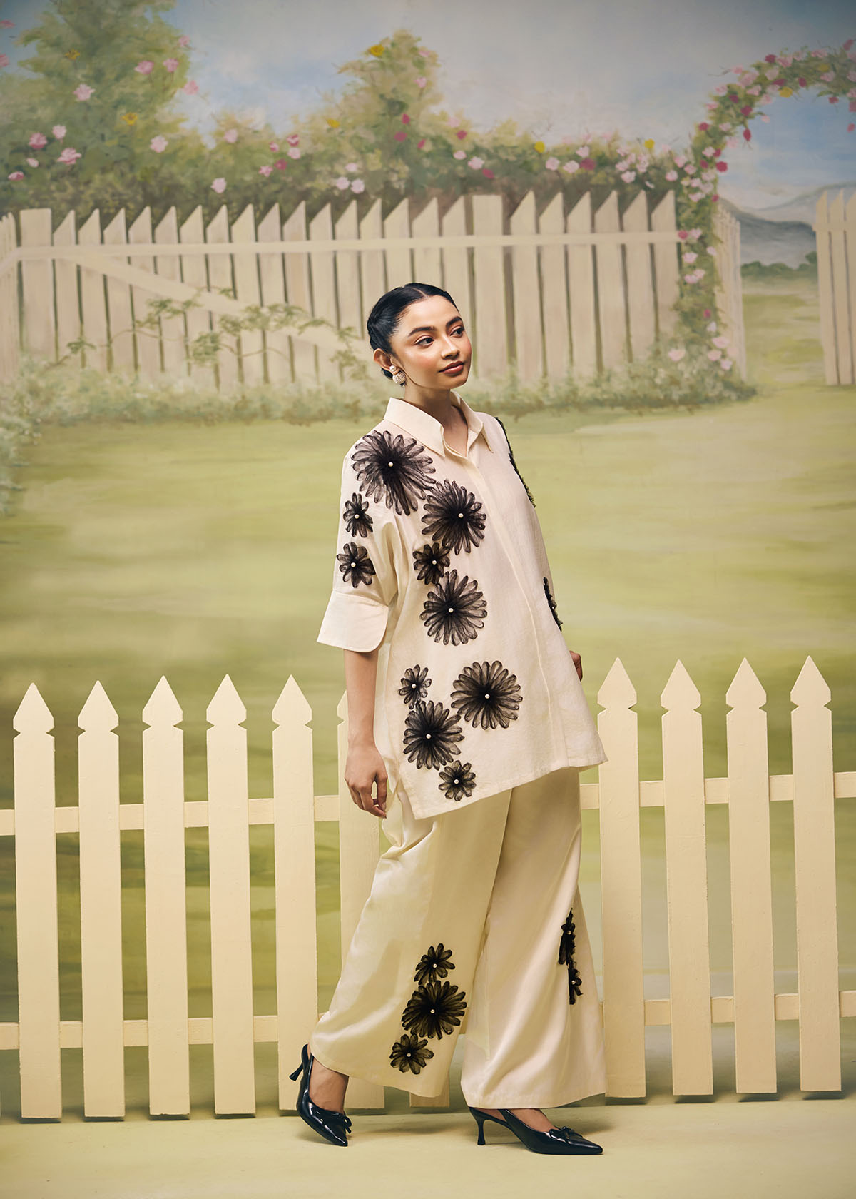 Noir Petal Garden Oversized Co-ord Set - Image 3